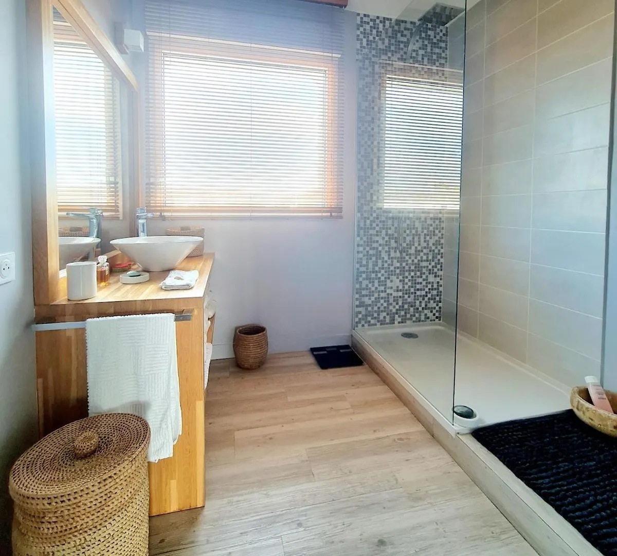 아파트 Splendide Appartement Face A La Mer, Parking, Wifi 콩카르노 프랑스